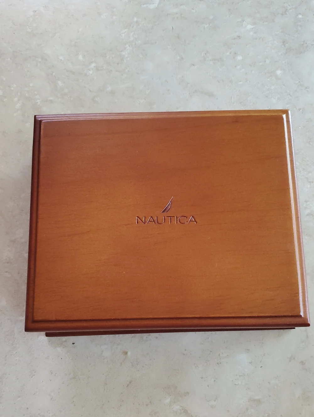 Nautica Dark Brown Leather Men’s Bi-Fold Card & ID Holder New In Box